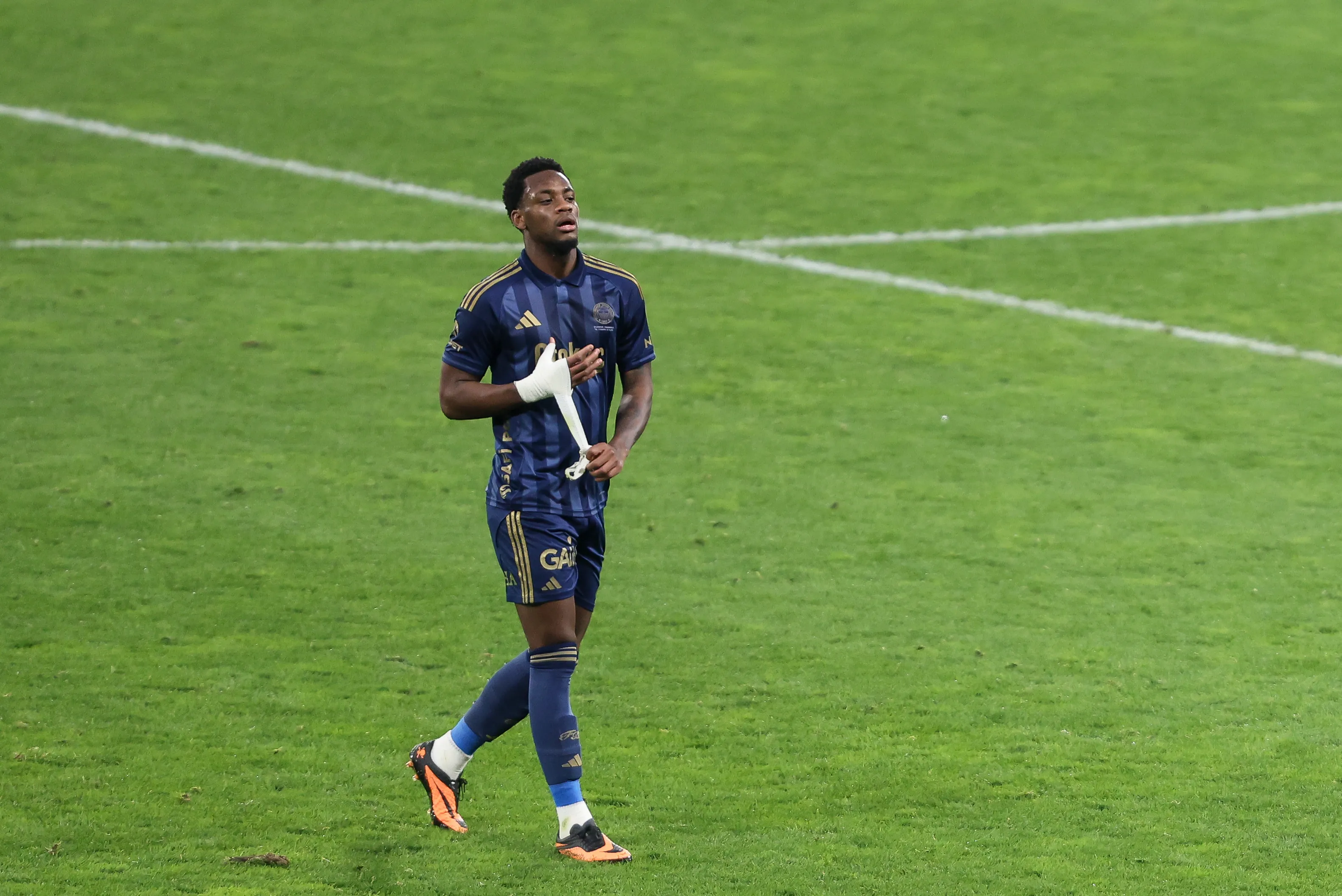 Jhon Durán puede dejar Fenerbahce. (Foto: GettyImages)