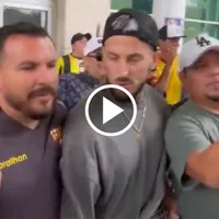 No tenía ni 1 hora en Ecuador y Darío Benedetto ya tuvo un "cruce" con la hinchada de Barcelona SC