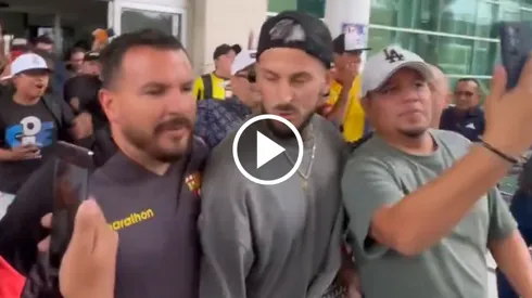 El duro cruce de Benedetto con los hinchas de Barcelona SC