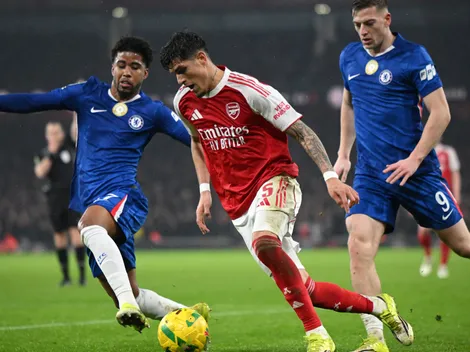 VIDEO | Arsenal es finalista de la Copa de la Liga y Piero Hincapié casi se manda un golazo