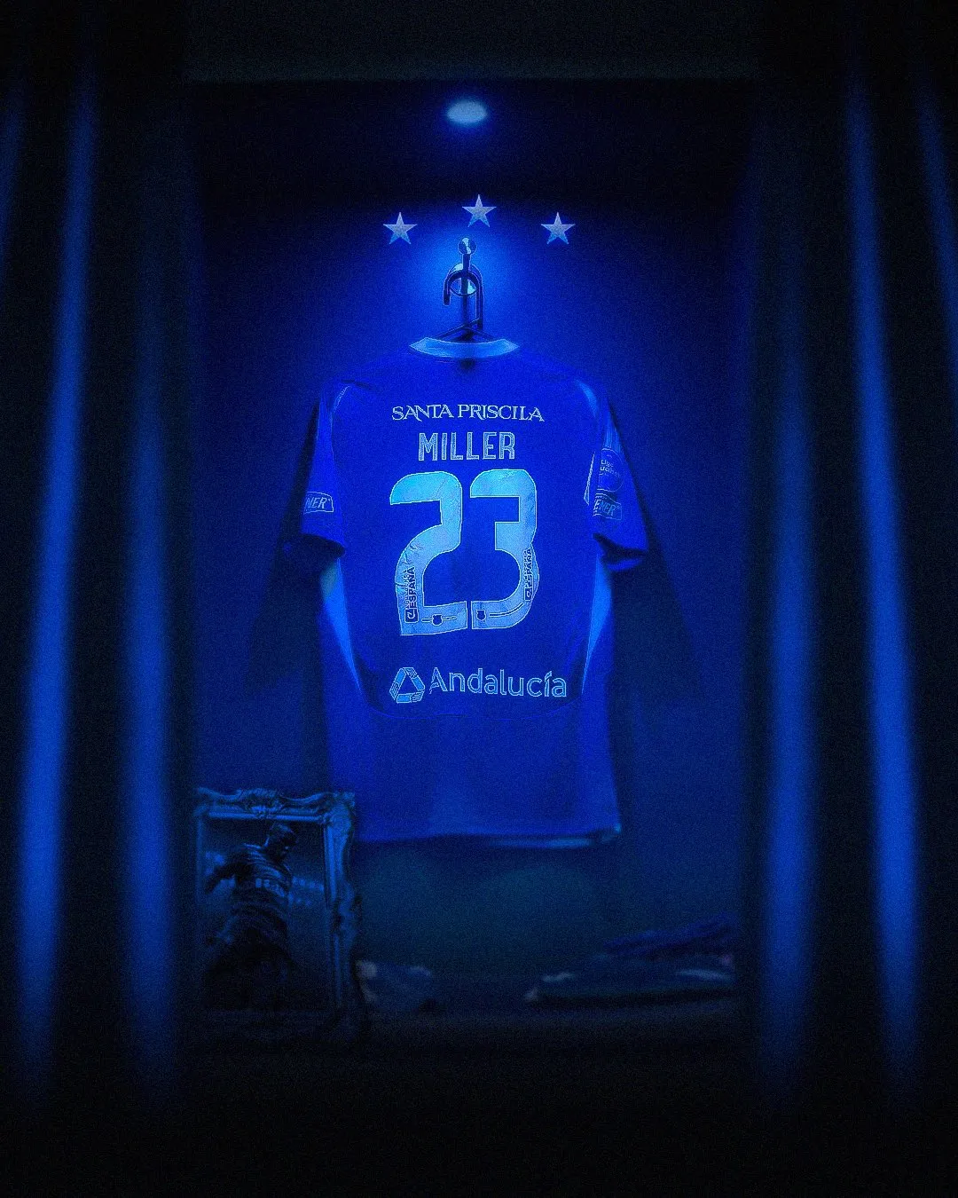 Así anunció Emelec el regreso de Miller en 2025. (Foto: @CSEmelec)