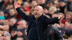 La dirigencia del Liverpool le exigió a Arne Slot que clasifique al equipo a la Champions League o, de lo contrario, será despedido.