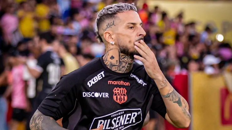 Así le fue a Benedetto en un nuevo amistoso con Barcelona SC