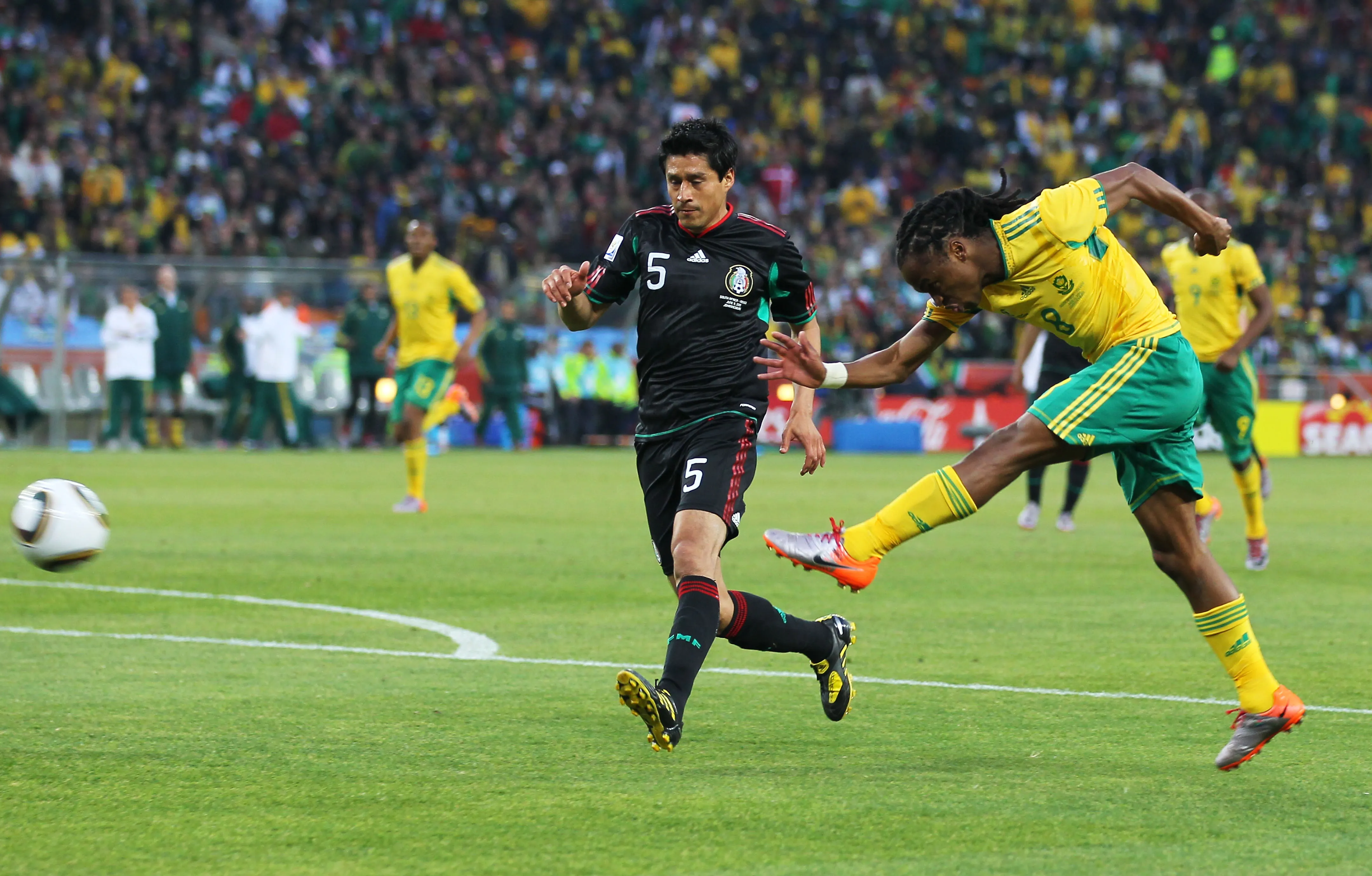Sudáfrica y México se enfrentaron en el Mundial 2010. (Getty Images)