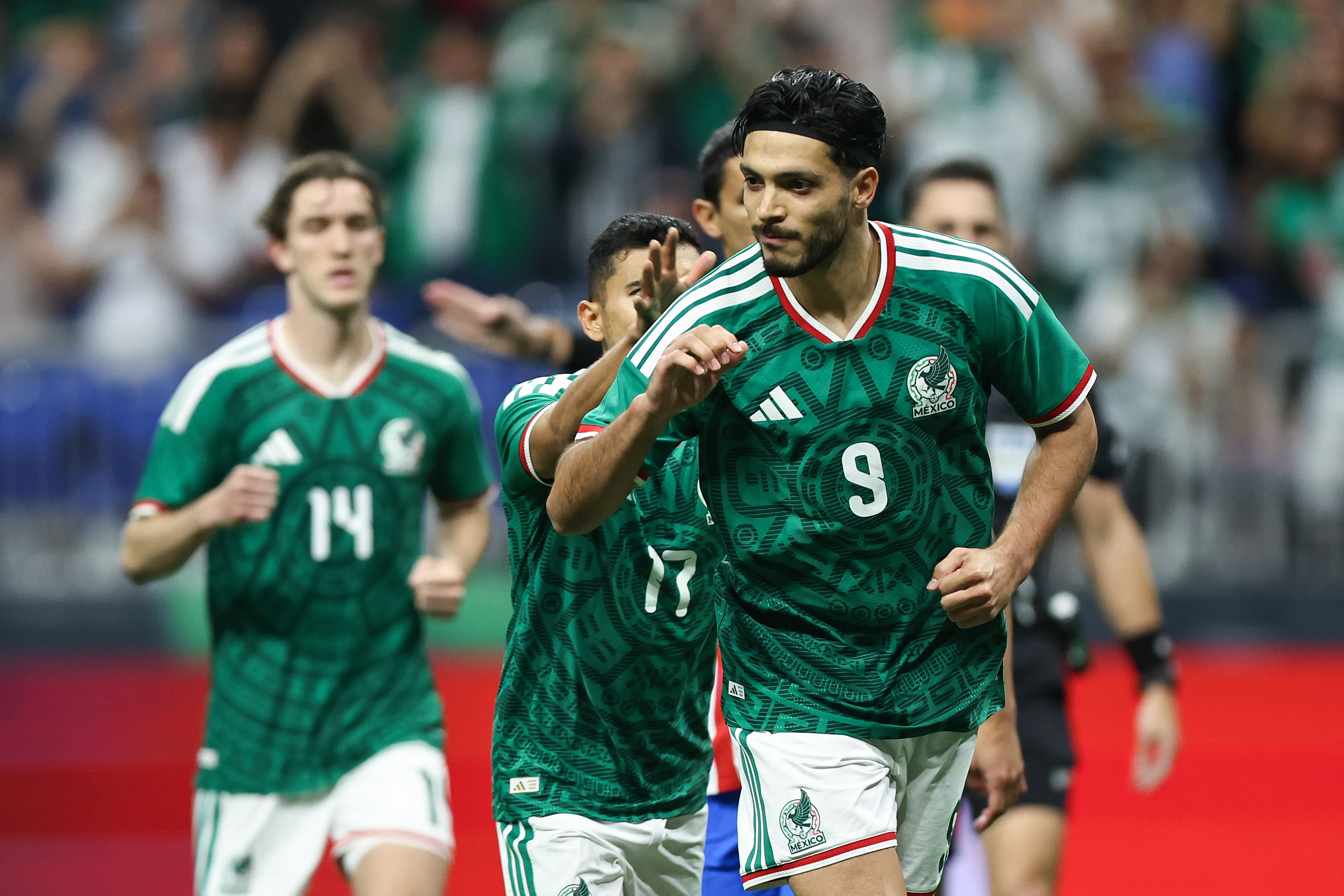 Raúl Jiménez, delantero estrella de México. (Getty Images)