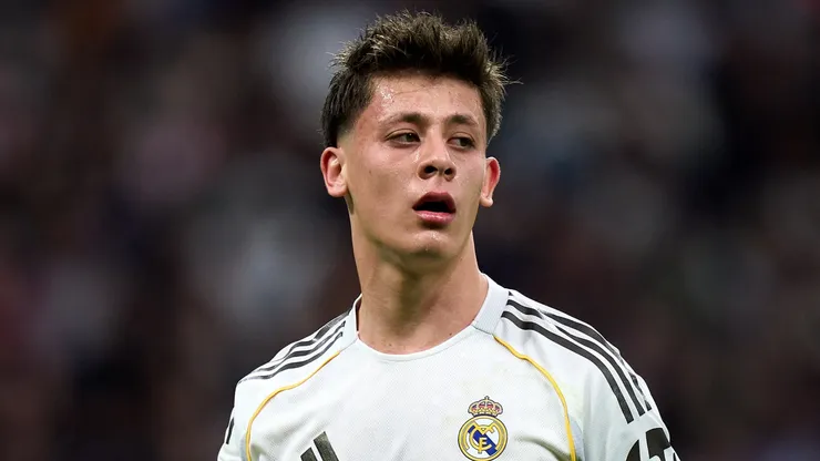 Denuncian maltratos a Arda Guler en Real Madrid.