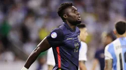 La decisión de Beccacece sobre Jordy Caicedo ¿no hay sitio? Foto: Getty