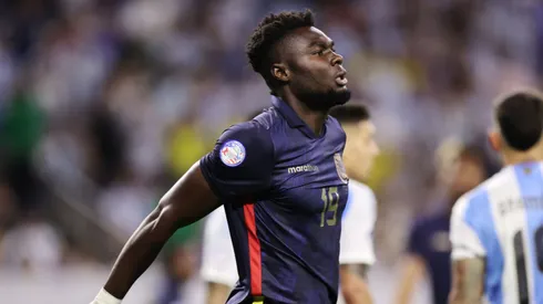 La decisión de Beccacece sobre Jordy Caicedo ¿no hay sitio? Foto: Getty