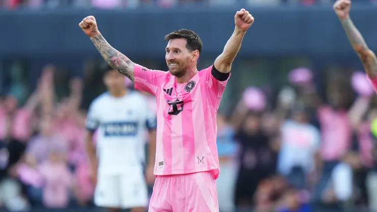 La IFFHS registró que Lionel Messi y Sergio Busquets son los jugadores que más partidos compartieron en toda la historia del fútbol con 653.