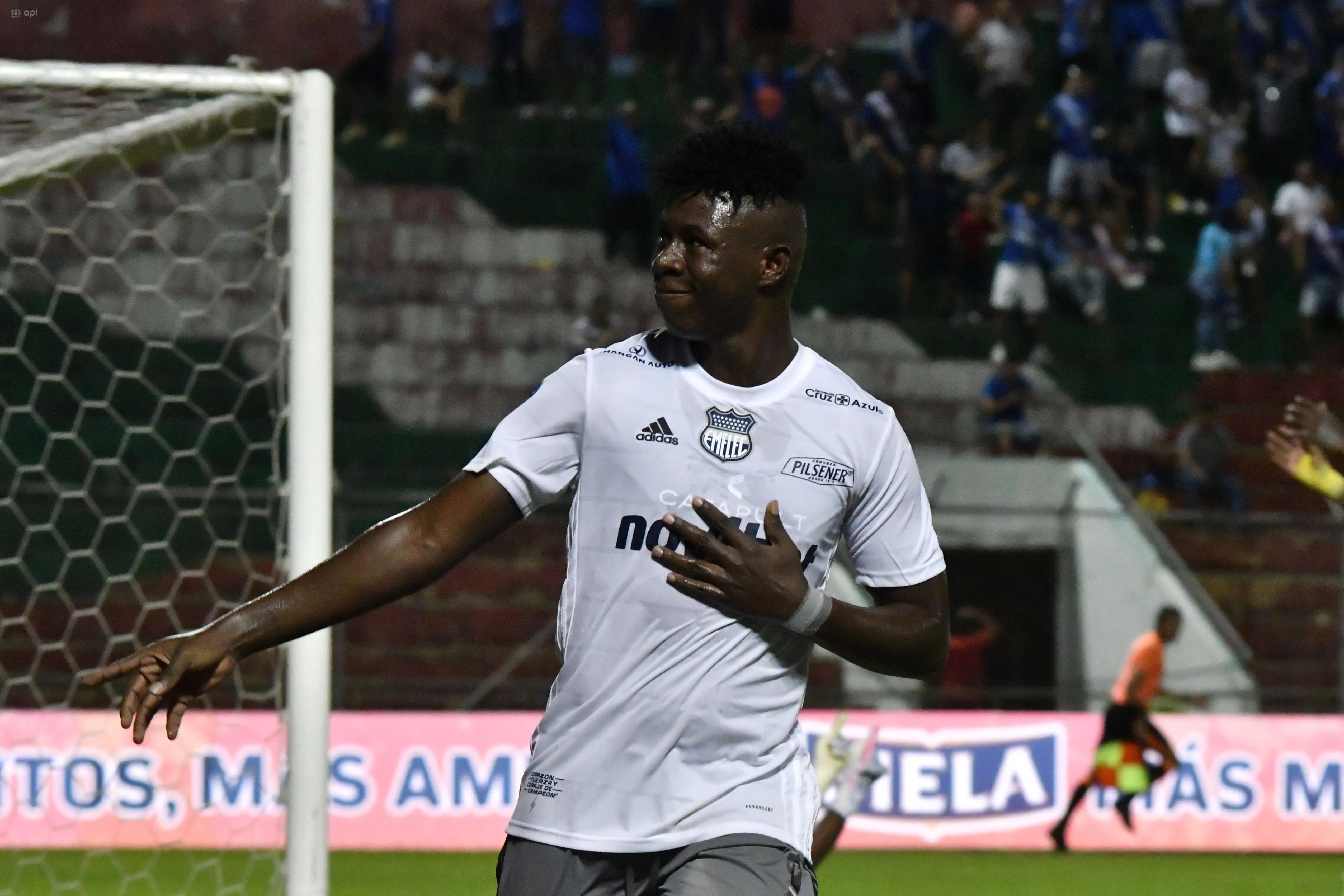 Alejandro Cabeza jugó con Emelec en 3 temporadas. (Foto: Imago)