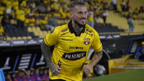 Los hinchas no perdonan y Darío Benedetto tiene nuevo apodo Foto: El Universo