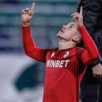 Colombiano se postula al Puskas con un golazo en Bulgaria