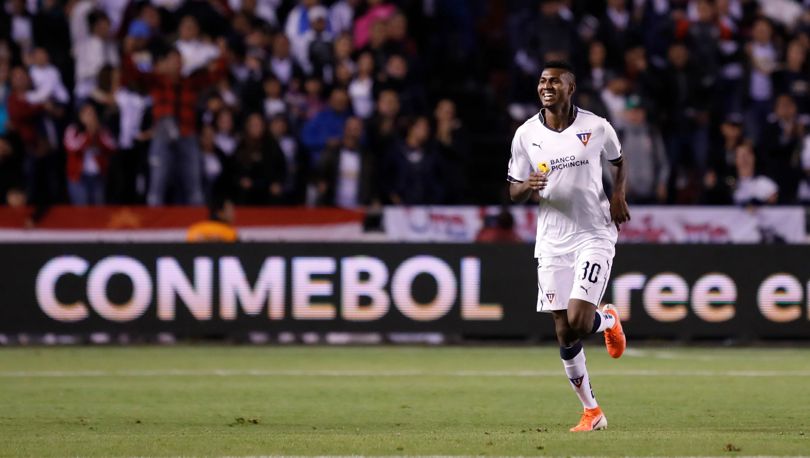 José Ayoví Liga de Quito.