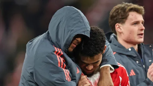 Luis Díaz con el jugador del Bayern que negocia con Liverpool.