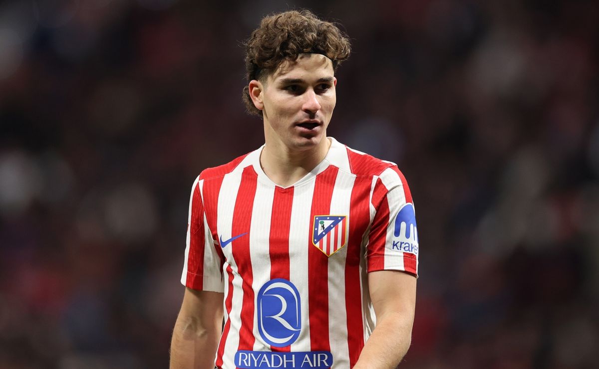 Mientras Griezmann confirma que se queda, Julián Alvarez volvió a abrir la puerta a una salida del Atlético de Madrid