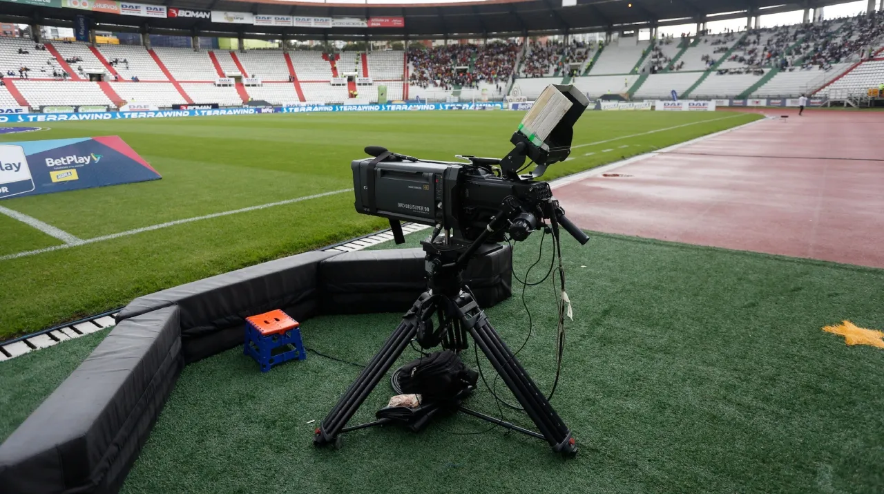 Win Sports tiene los derechos de televisión del fútbol colombiano. (Foto: Vizzor Image)