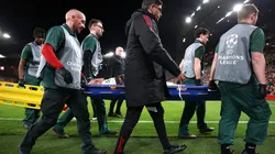 Noa Lang sufrió la amputación parcial de su dedo pulgar derecho y Víctor Osimhen la fractura de su antebrazo derecho, en el Liverpool vs. Galatasaray.