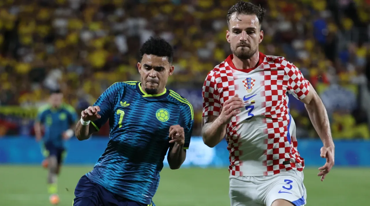 Luis Díaz y Marin Pongracic en Colombia vs. Croacia. (Foto: Getty Images)