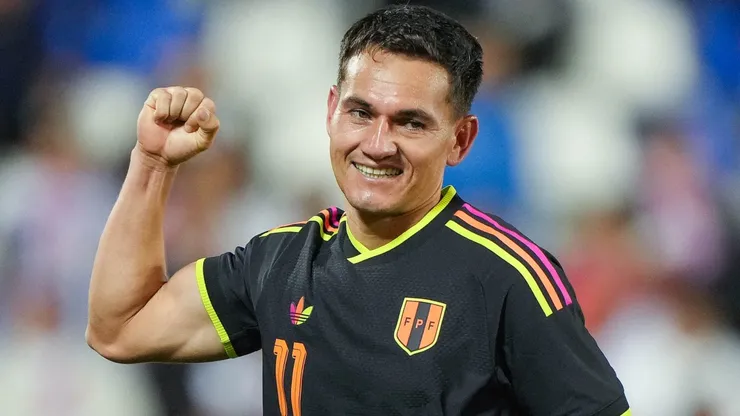 El ecuatoriano le dio la victoria a Perú contra Honduras