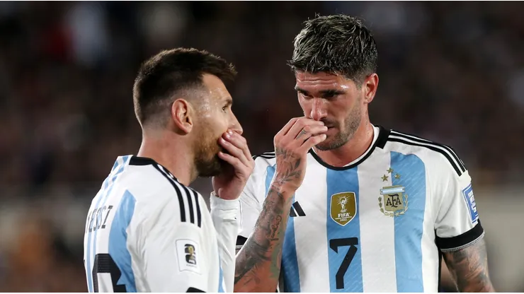 Leo Messi y Rodrigo De Paul jugarían su segundo Mundial juntos.