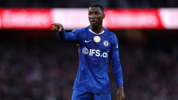 Lo que hará el Chelsea con Moisés Caicedo mientras duda sobre su renovación