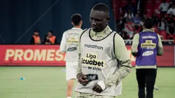 Liga de Quito perdió y los hinchas no aguantan más a este jugador: "No puede jugar un minuto más"