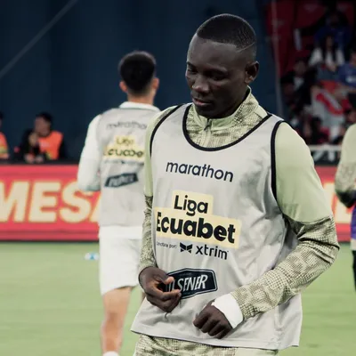 Liga de Quito perdió y los hinchas no aguantan más a este jugador: “No puede jugar un minuto más”