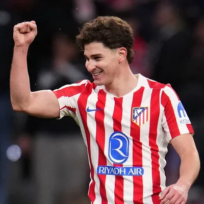 Los números de Julián Alvarez ante Barcelona