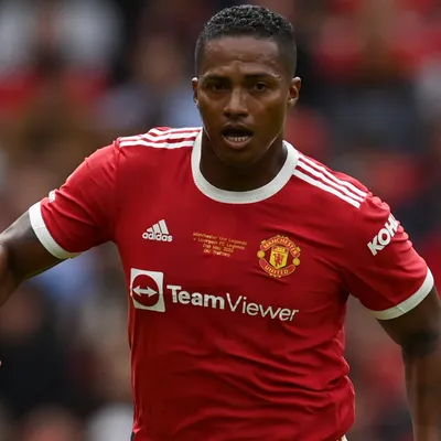 Antonio Valencia regresa al fútbol y lo hará en este equipo de Inglaterra
