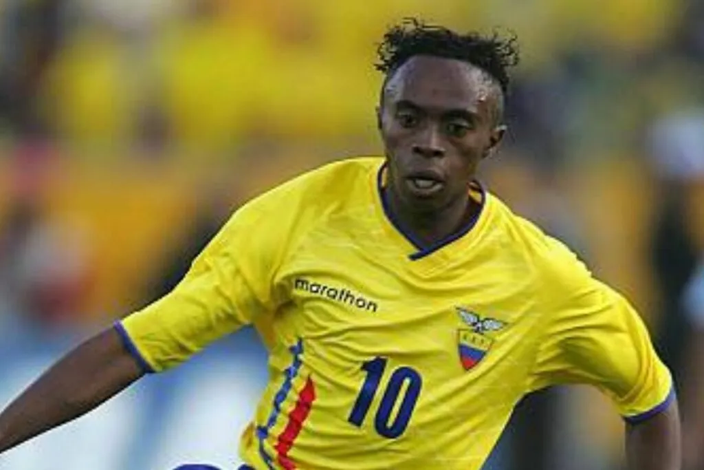 Christian Lara fue seleccionado ecuatoriano.