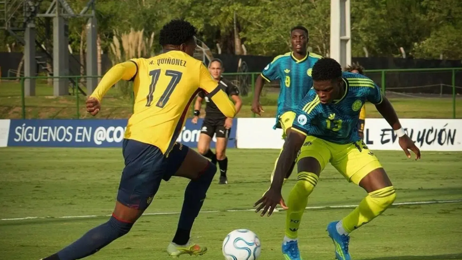 Colombia goleó 3-0 a Brasil