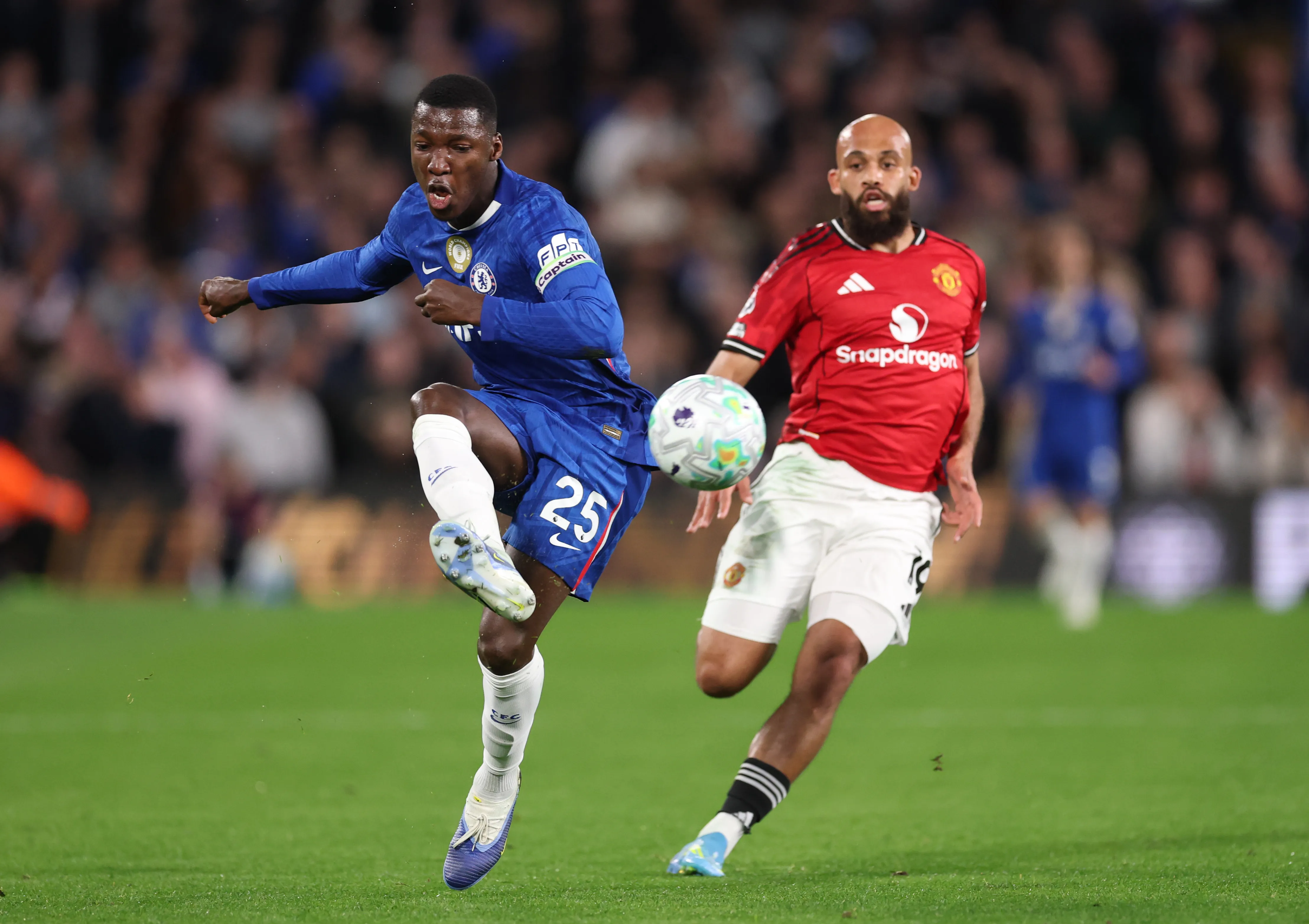 Moisés Caicedo fue el capitán del Chelsea. (Foto: GettyImages)