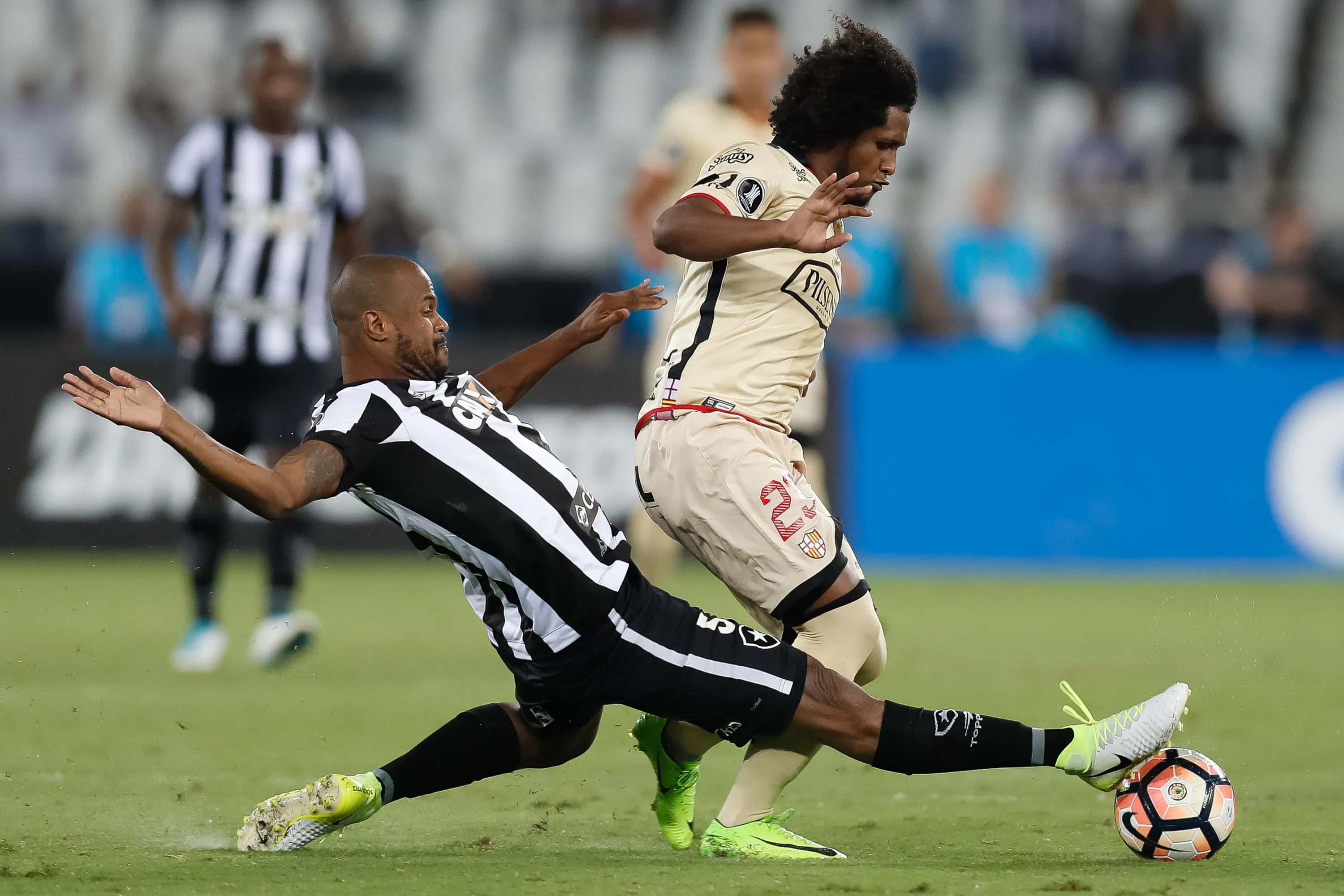 Christian Alemán – Barcelona.