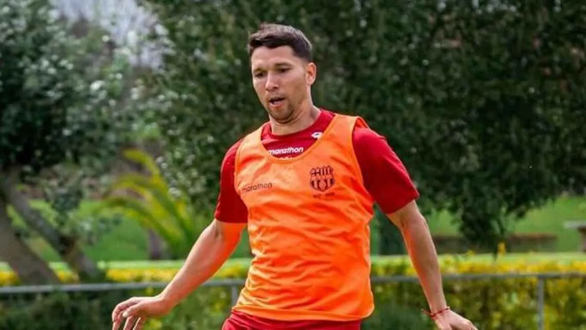 Tommy Martínez – Barcelona.