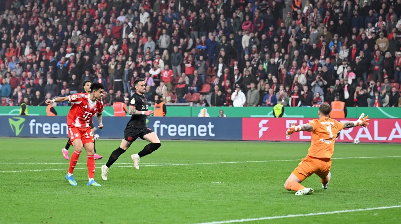 El gol de Luis Díaz ante Bayern Leverkusen. (Foto: Getty Images)