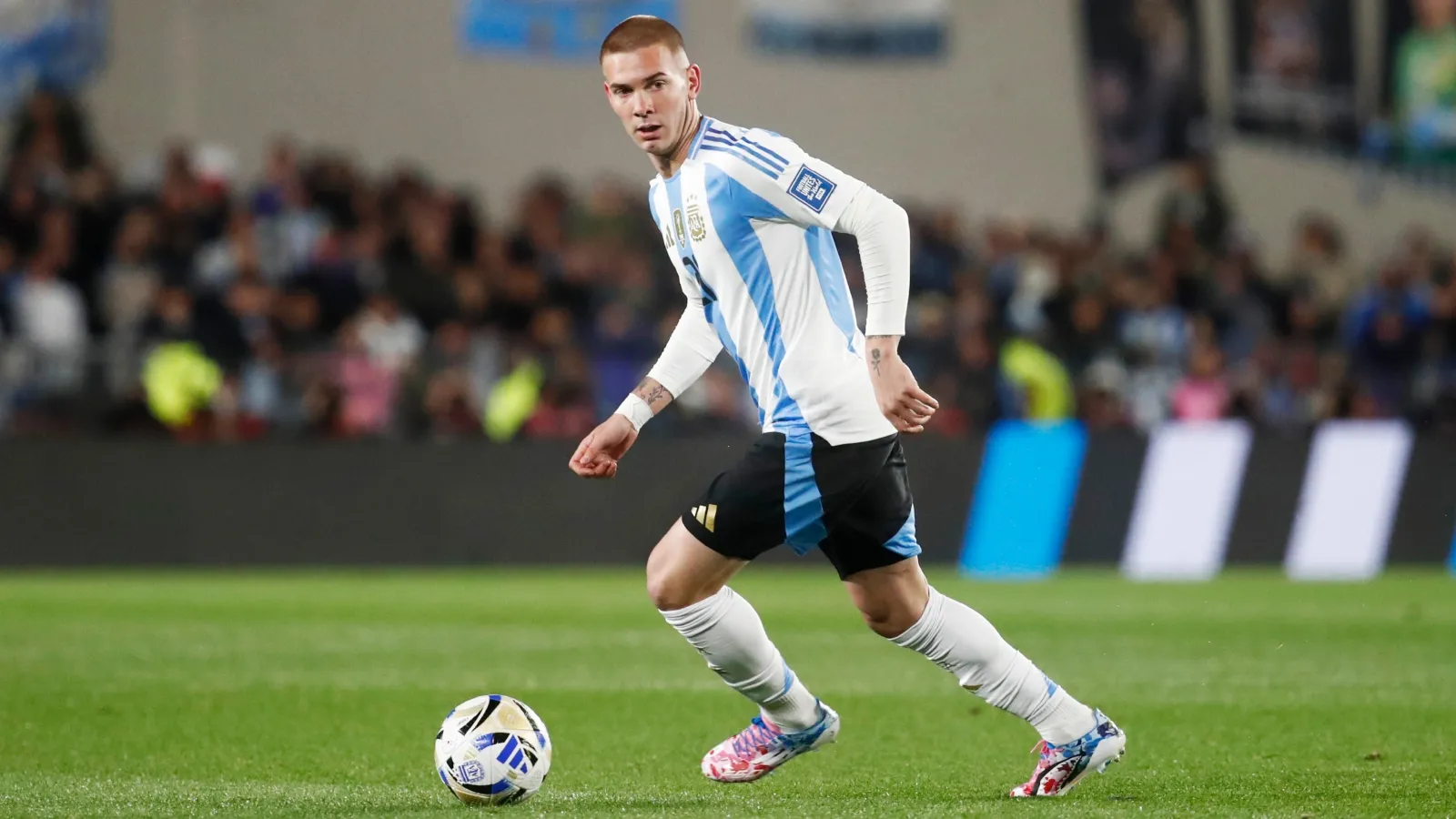 Mastantuono neceista minutos para no perder su lugar en la Selección Argentina: GETTY