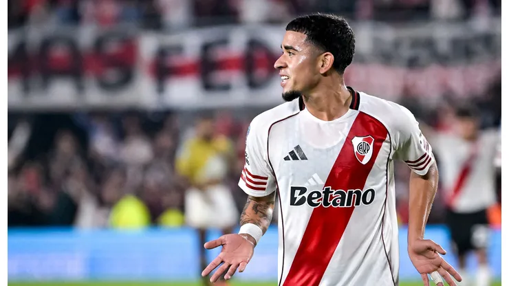VIDEO | Jugador de River Plate 'regañó' a Kendry Páez luego de su golazo