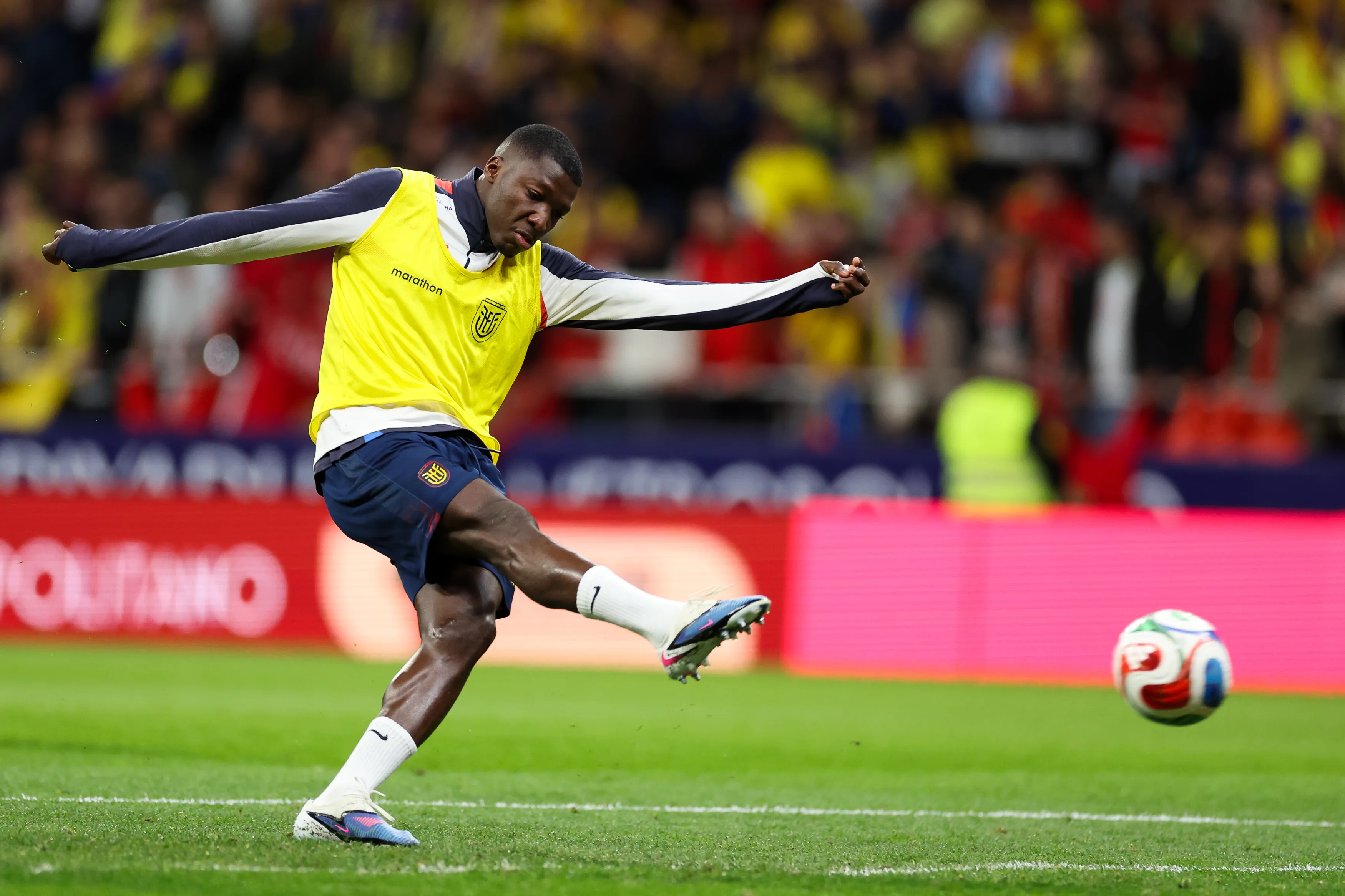 Moisés Caicedo – Selección Ecuador.