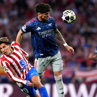 "Era muy claro..." Piero Hincapié explota contra el árbitro por el penal no pitado a Arsenal en Champions League
