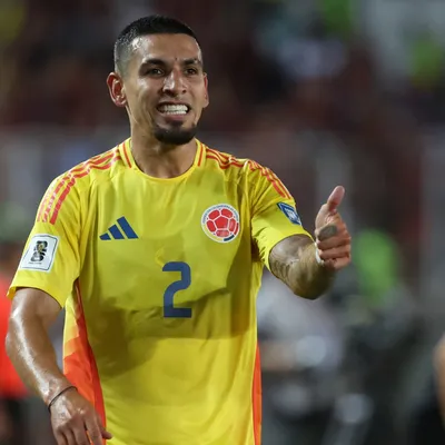Dos gigantes de Europa se pelean por Daniel Muñoz