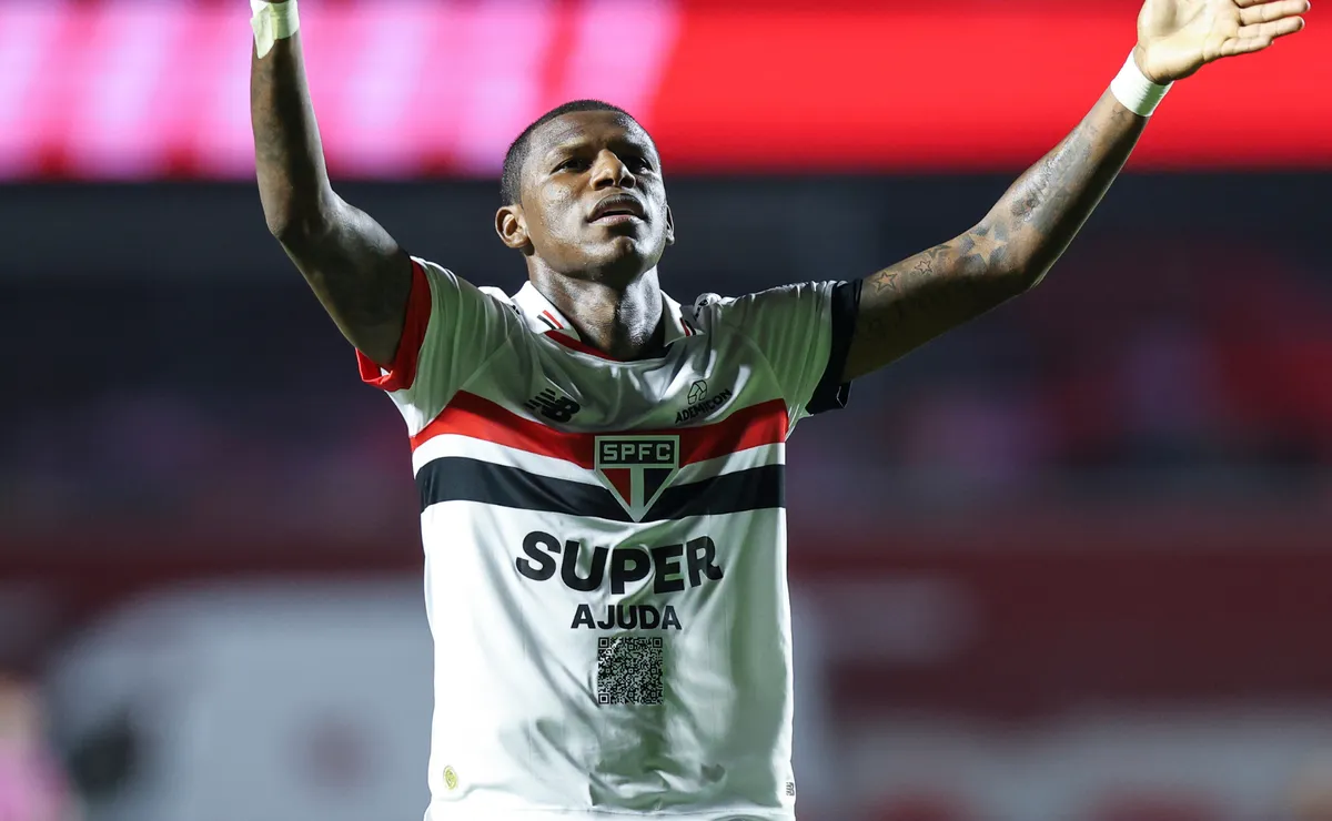 En medio de todos los rumores: Robert Arboleda aparece en este equipo