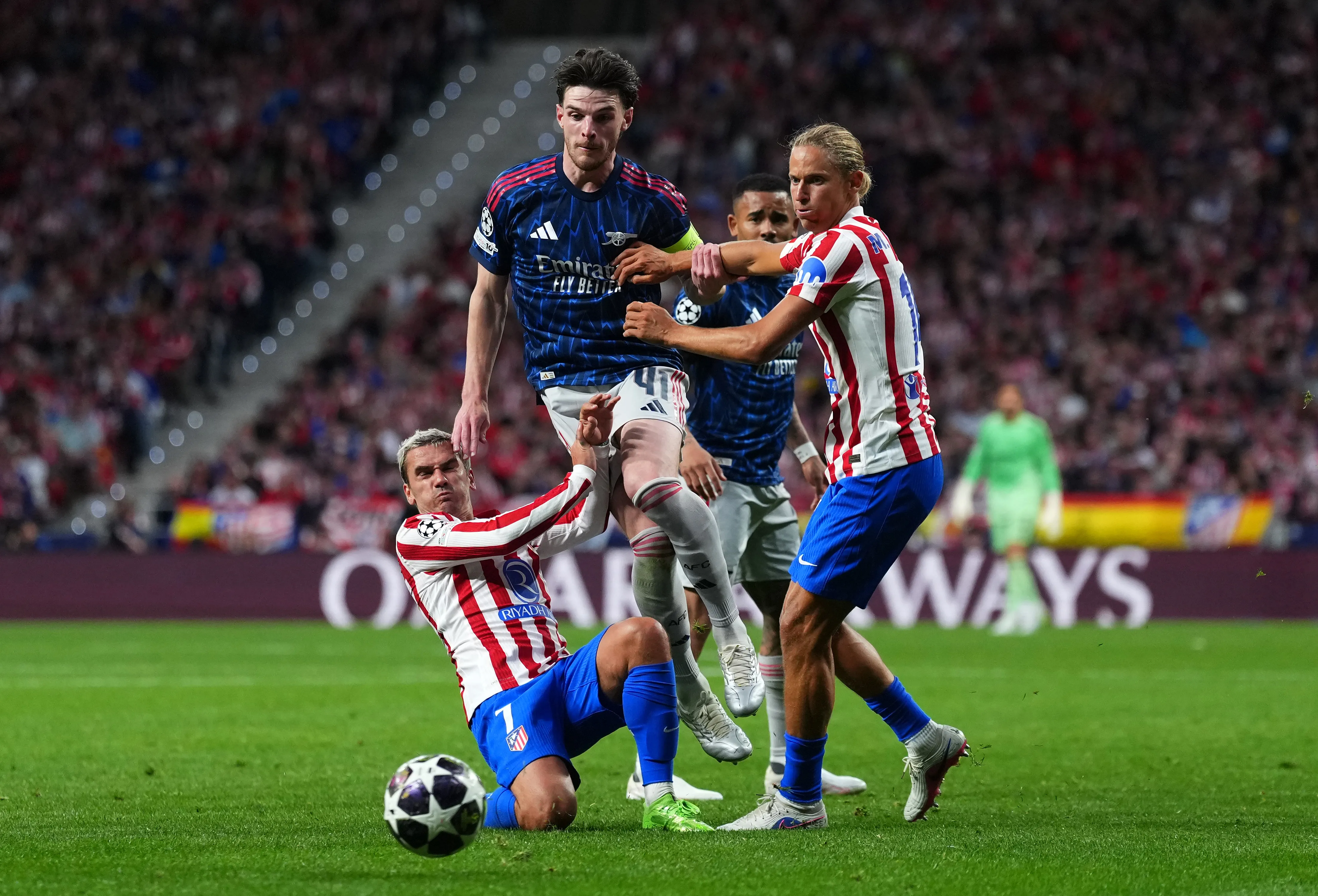 Arsenal y Atlético empataron 1 a 1 en las semifinales de la Champions League. (Foto: GettyImages)