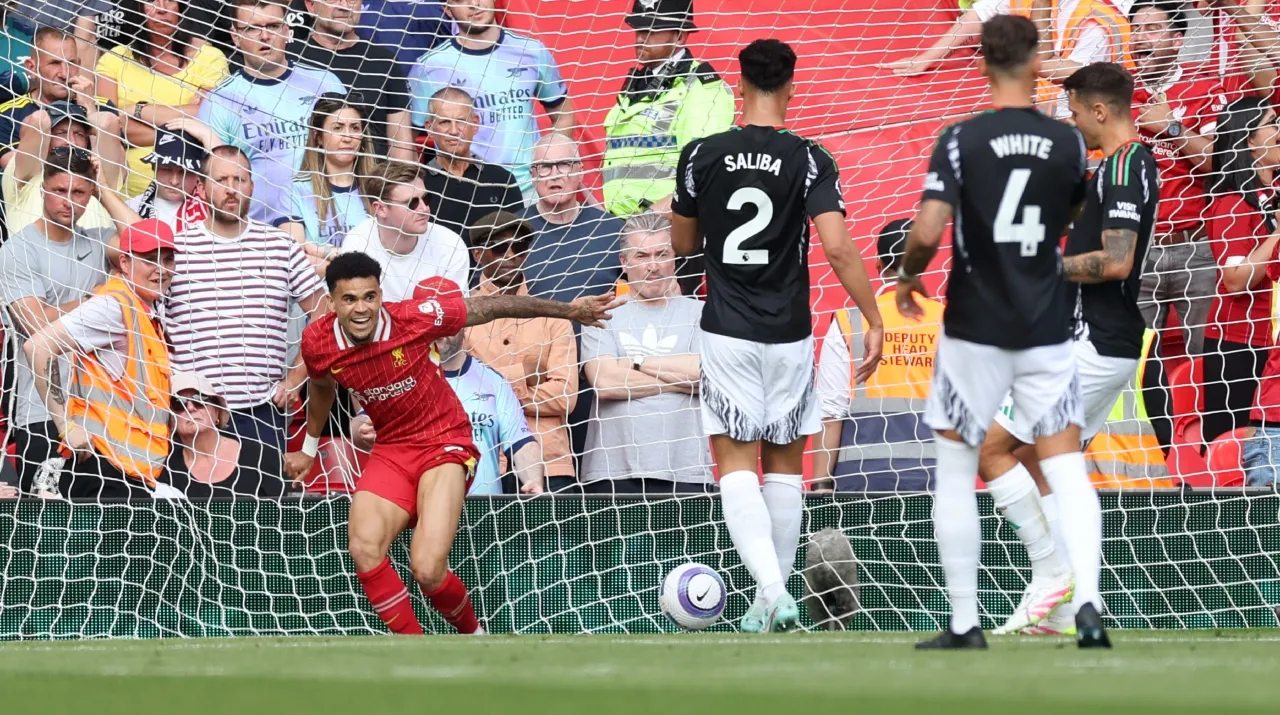 Luis Díaz celebrando un gol ante el Arsenal. (Foto: Getty Images)