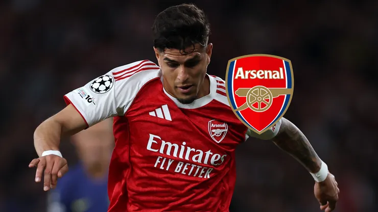 Piero Hincapié recibió este premio de Arsenal