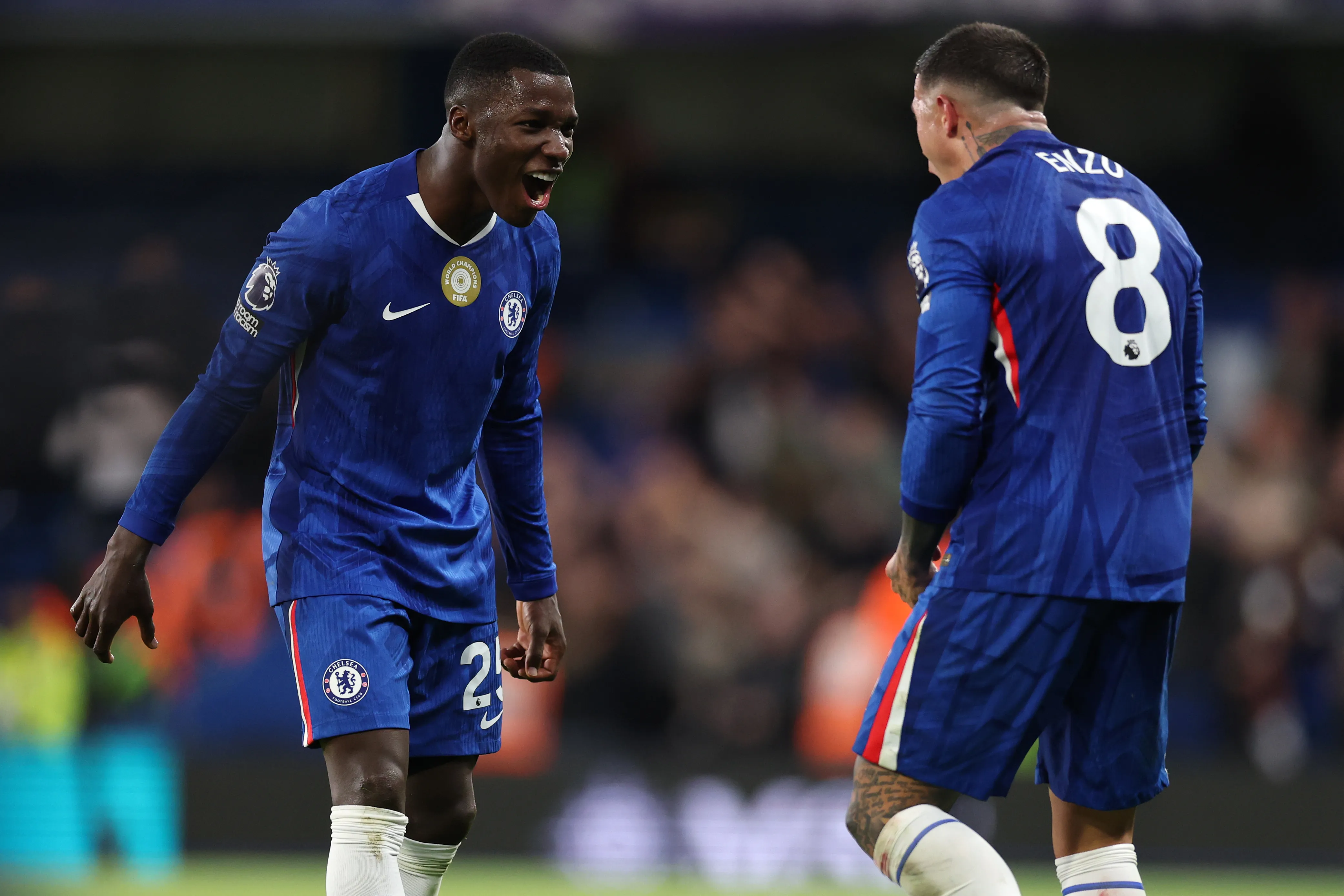 Enzo Fernández y Moisés Caicedo son capitanes de Chelsea. (Foto: GettyImages)