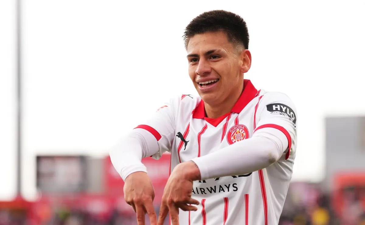 Michel, DT del Girona, se rinde ante el Diablito Echeverri: “Tiene un talento brutal”