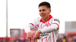 Michel, DT del Girona, a los pies del ialito Echeverri.
