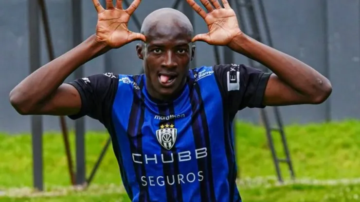 El nuevo equipo que va por Juan Riquelme Angulo