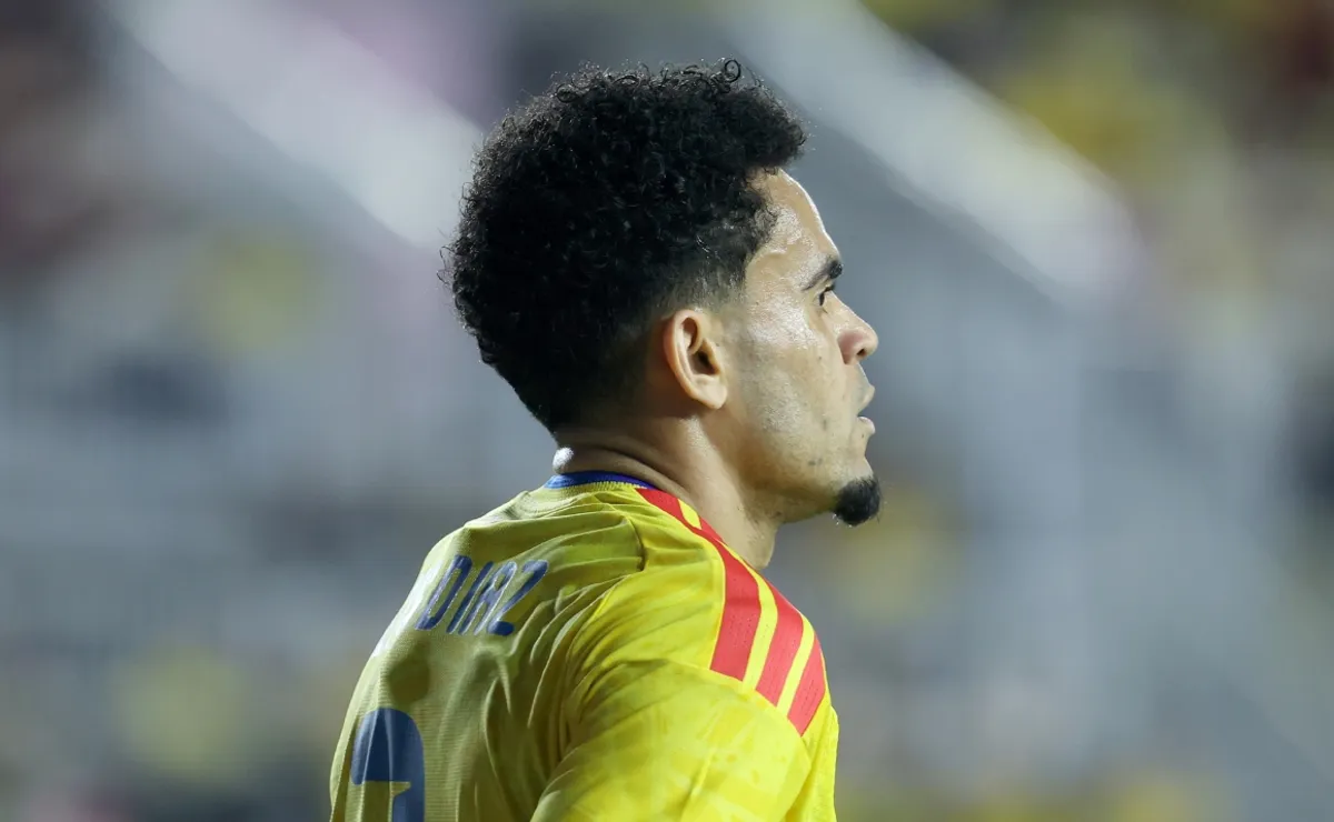 إعلان مفاجئ للويس دياز قبيل كأس العالم 2026
