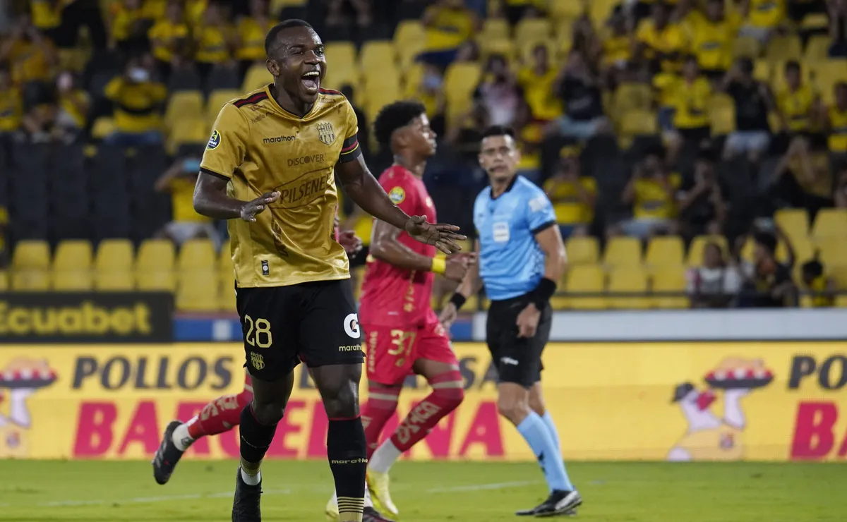 Barcelona SC venció a Aucas y vuelve al tercer lugar en la tabla de posiciones
